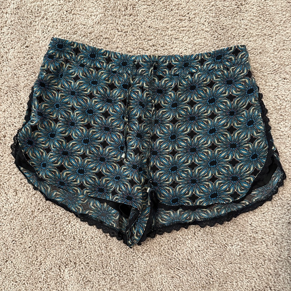 Flowy shorts